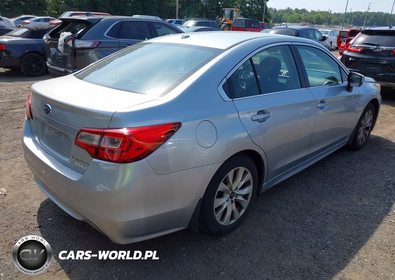 2015 Subaru Legacy 2.5I Premium VIN:4S3BNAC68F3007401 - 4
