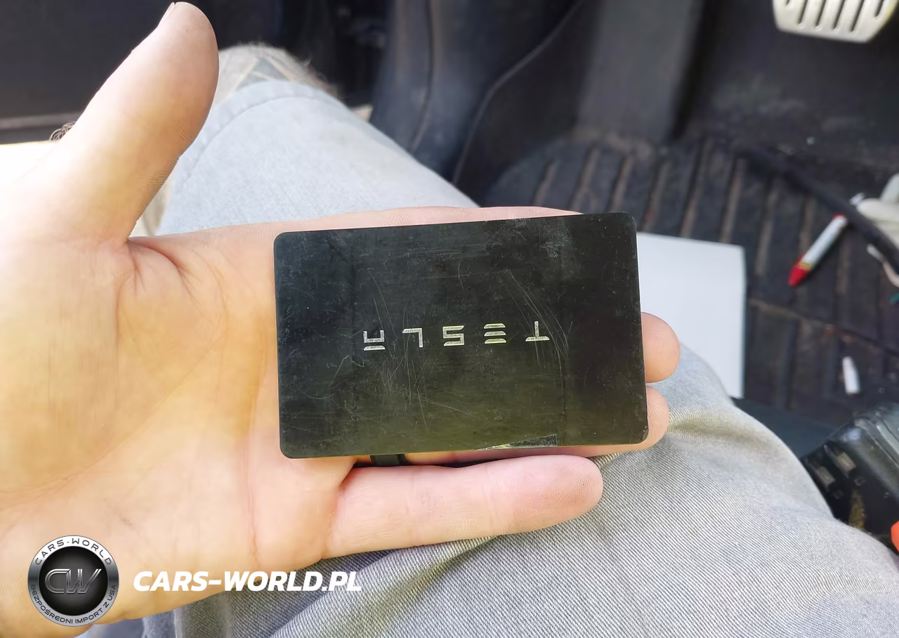 2023 Tesla Model Y Performance Dual Motor All-Wheel Drive VIN:7SAYGDEF6PF862057 - 10