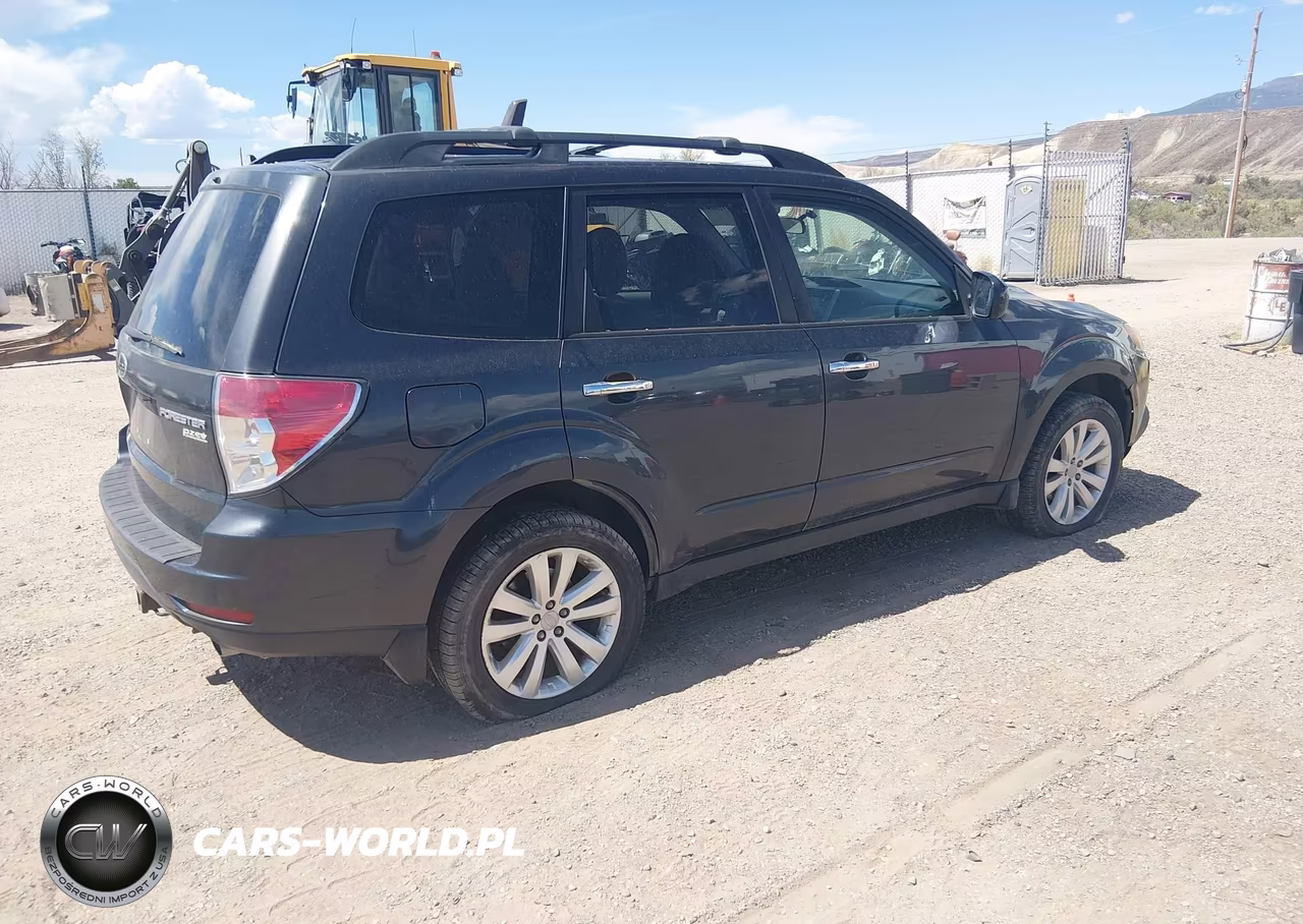 2013 Subaru Forester 2.5X Limited VIN:JF2SHAEC3DH432603 - 4