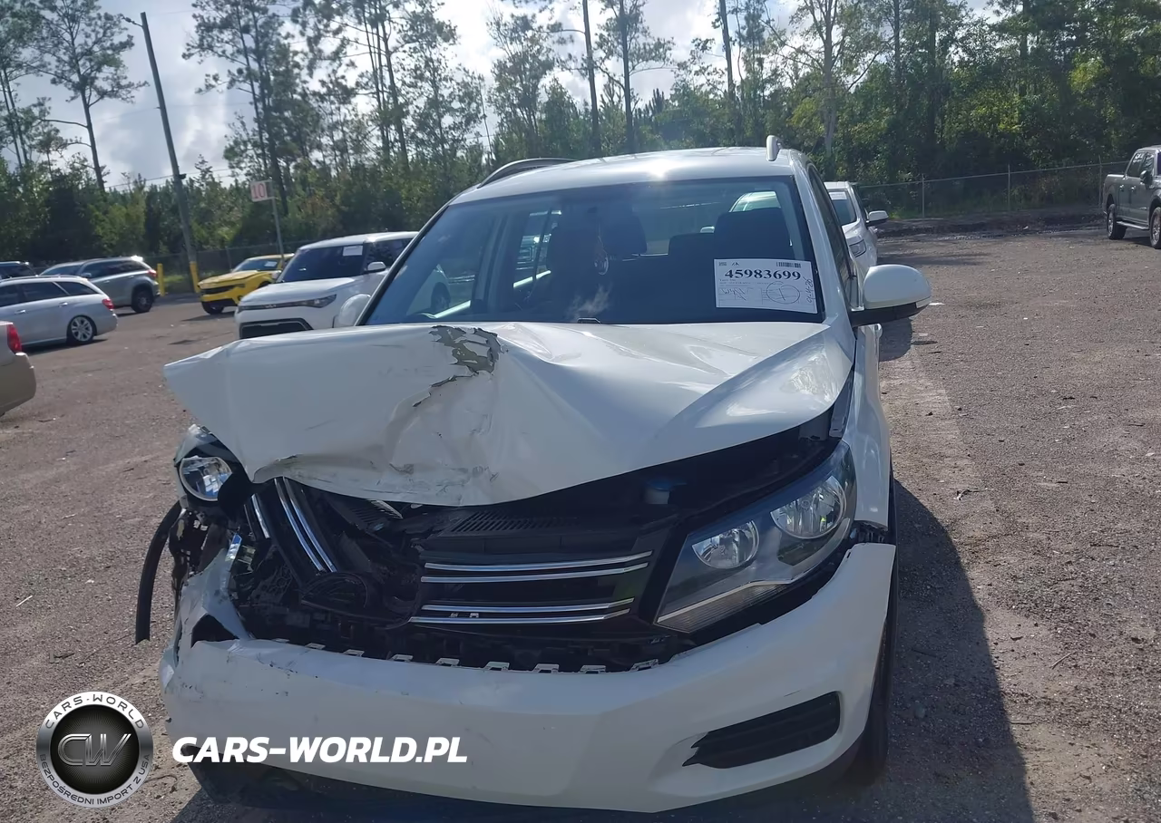 2018 Volkswagen Tiguan Limited 2.0T VIN:WVGAV7AX5JK000023 - 6