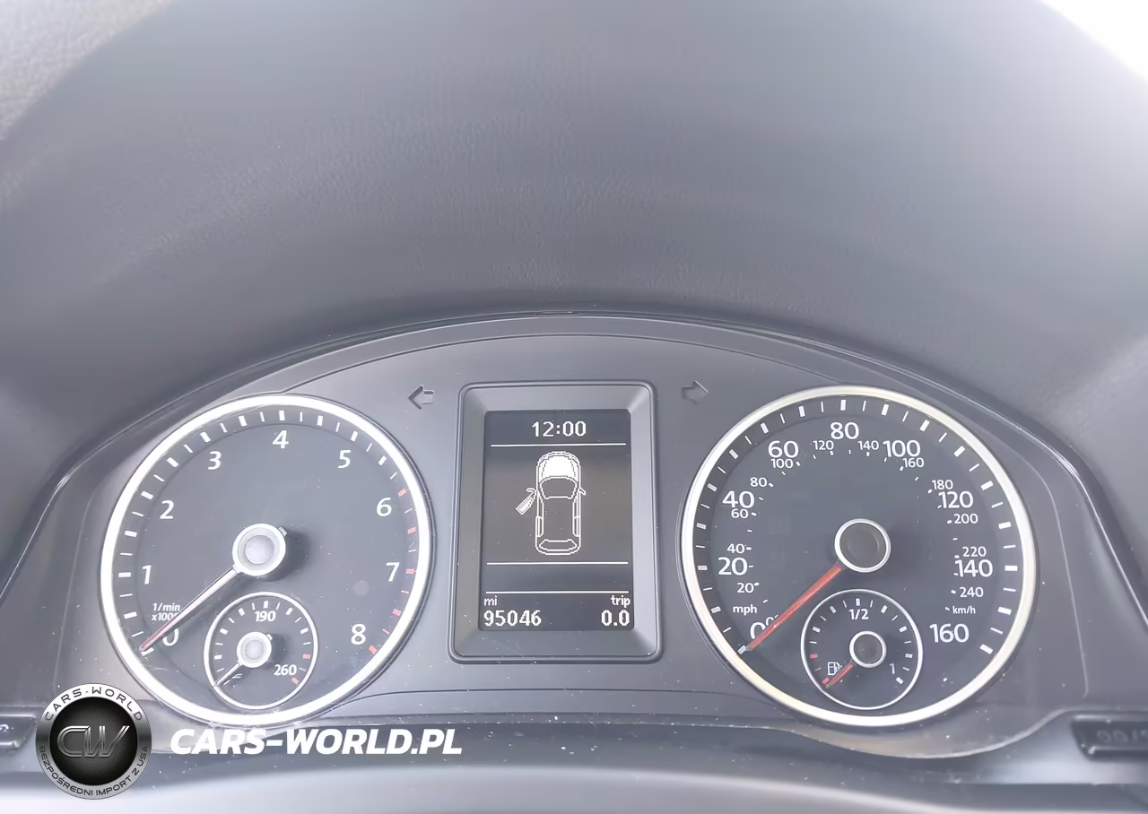 2018 Volkswagen Tiguan Limited 2.0T VIN:WVGAV7AX5JK000023 - 7