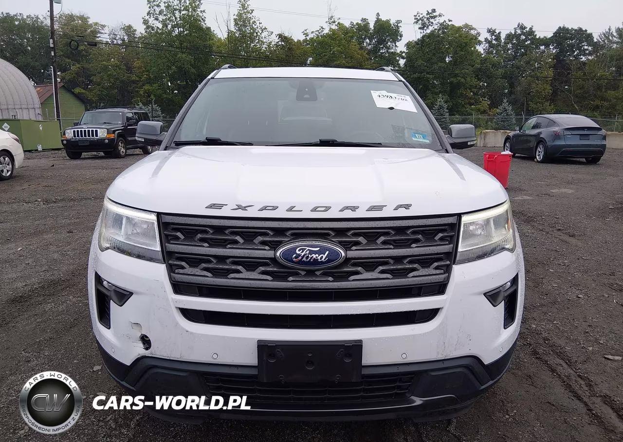 2018 Ford Explorer Xlt VIN:1FM5K8D80JGC50924 - 12