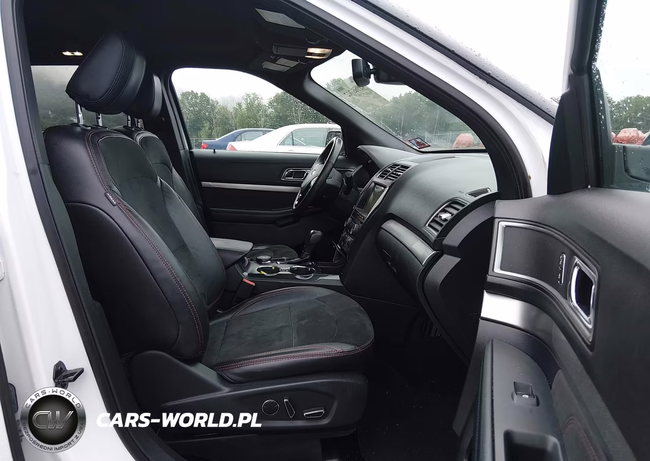 2018 Ford Explorer Xlt VIN:1FM5K8D80JGC50924 - 5