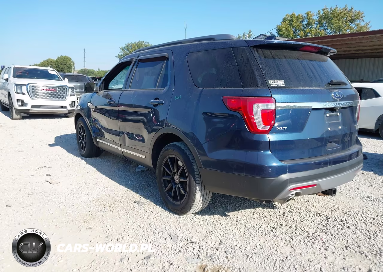2017 Ford Explorer Xlt VIN:1FM5K7D84HGB05244 - 3