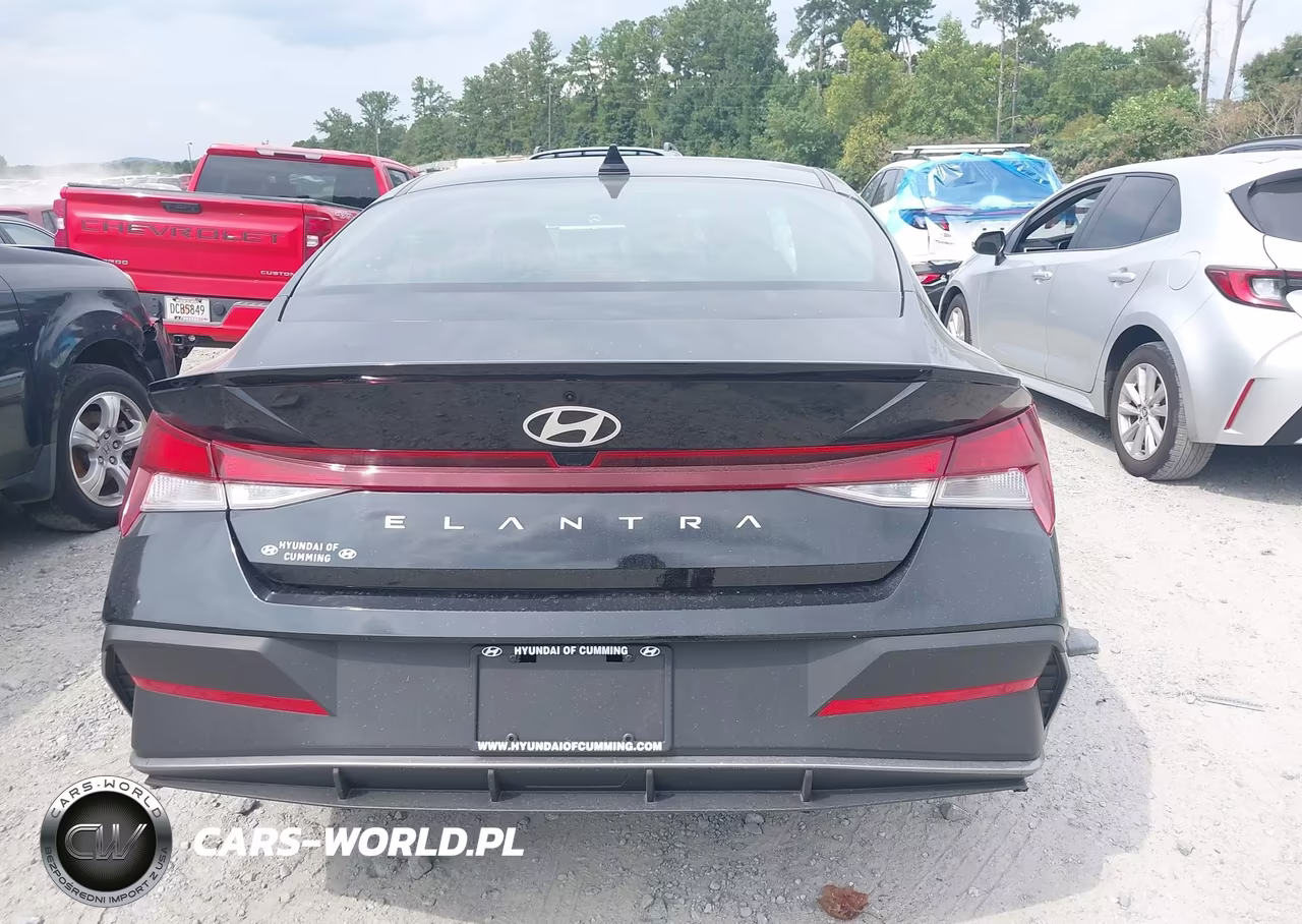 2025 Hyundai Elantra Sel Sport VIN:KMHLM4DG2SU952909 - 16
