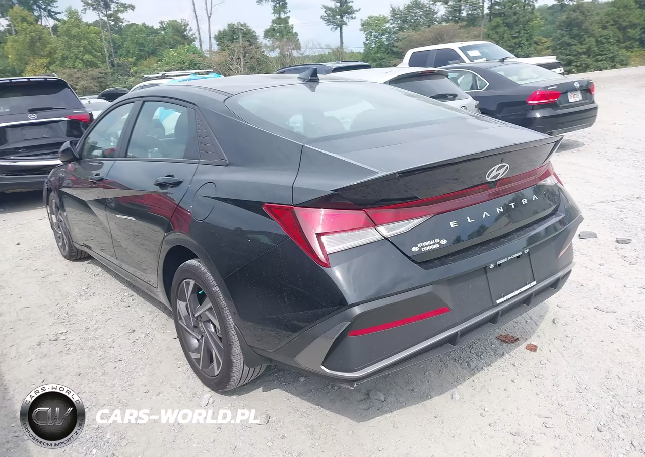 2025 Hyundai Elantra Sel Sport VIN:KMHLM4DG2SU952909 - 3