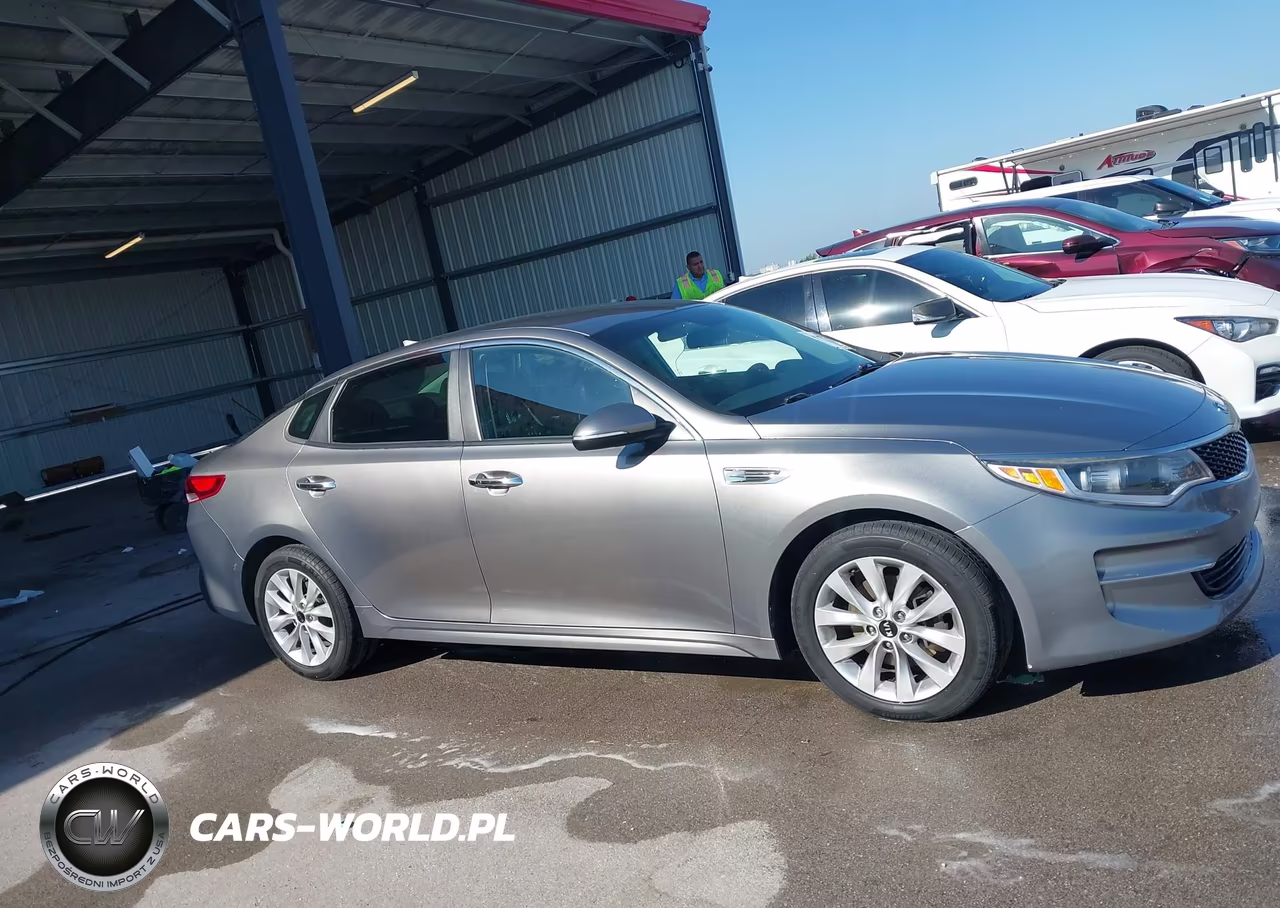 2017 Kia Optima Lx VIN:5XXGT4L35HG153597 - 13