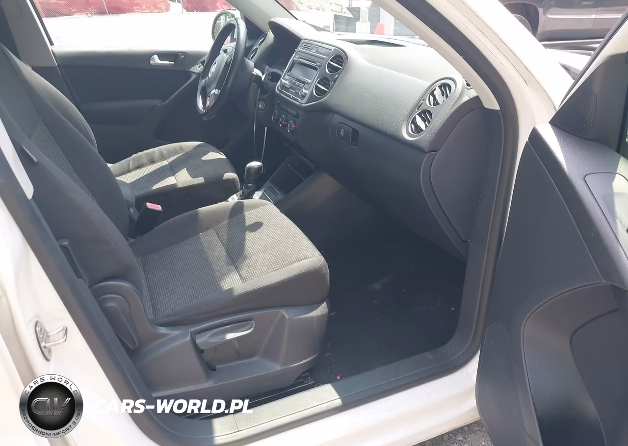 2013 Volkswagen Tiguan S VIN:WVGAV3AX5DW561554 - 5
