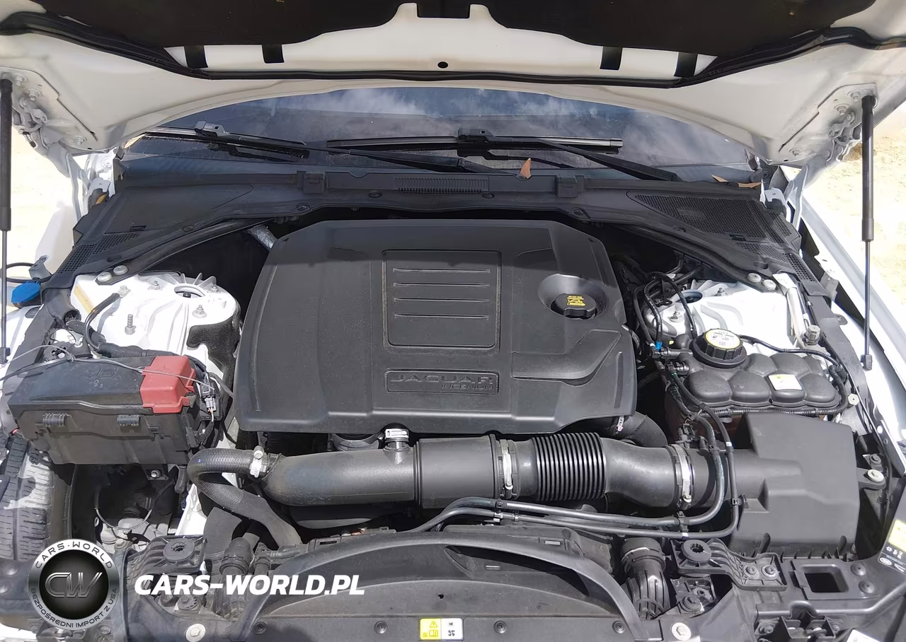 2019 Jaguar Xe 25T Premium VIN:SAJAD4FX7KCP51331 - 10