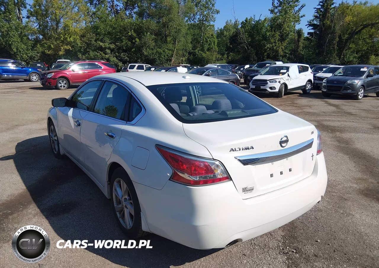 2015 Nissan Altima 2.5 Sv VIN:1N4AL3AP9FC256367 - 3