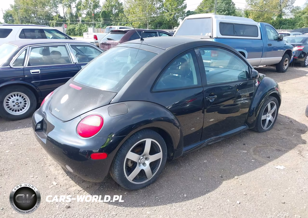 2002 Volkswagen New Beetle Sport VIN:3VWED21C32M446011 - 4