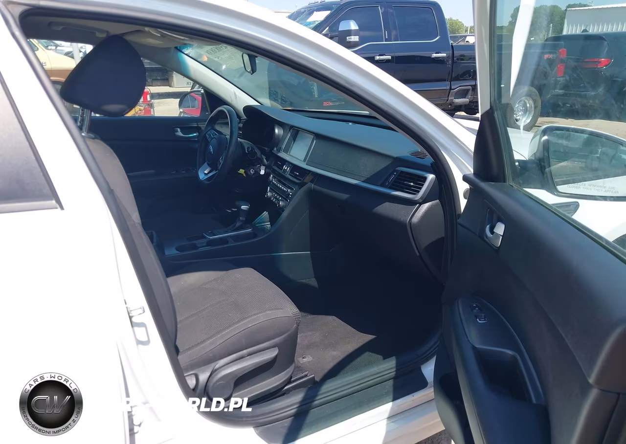 2019 Kia Optima Lx VIN:5XXGT4L37KG290497 - 5