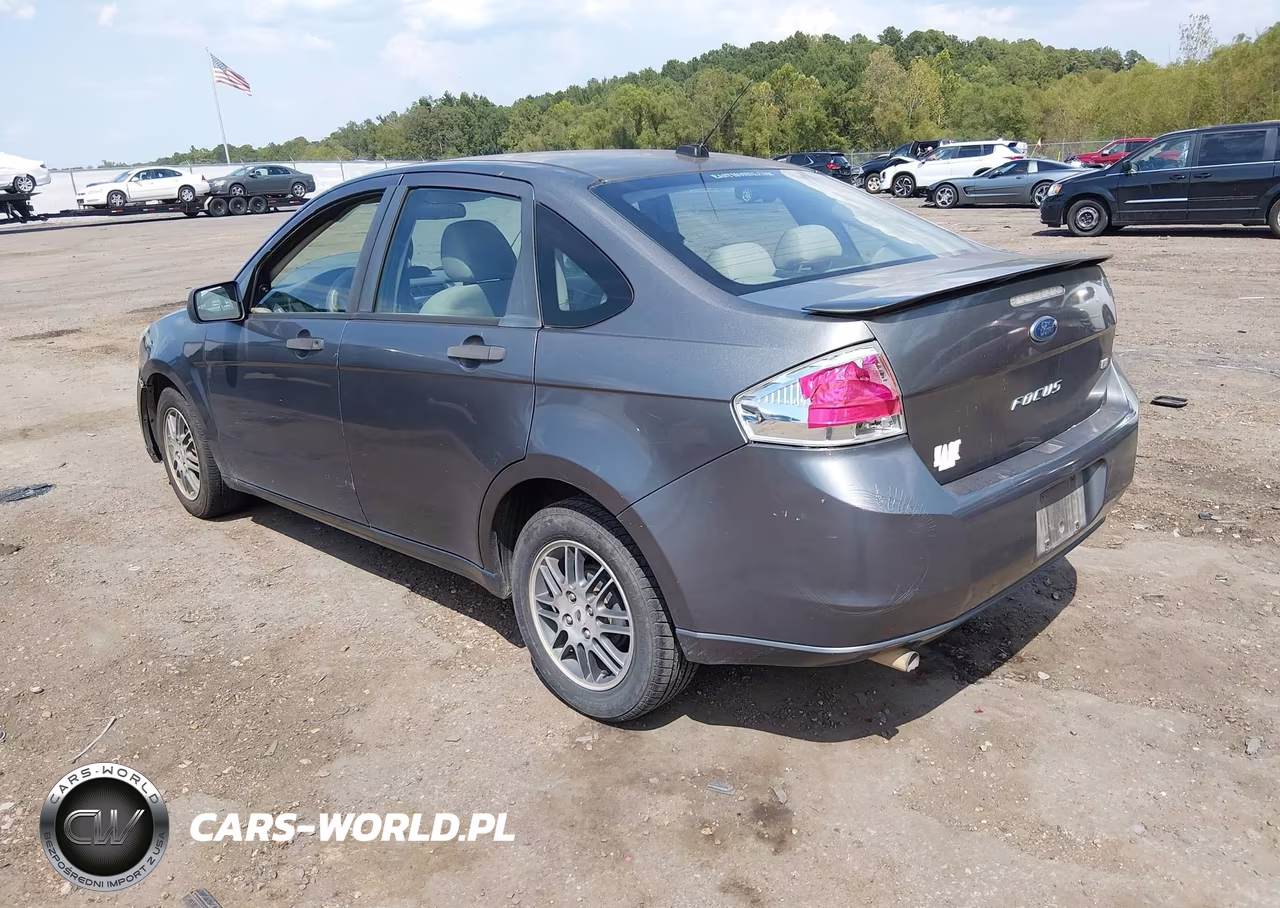 2010 Ford Focus Se VIN:1FAHP3FNXAW159289 - 3