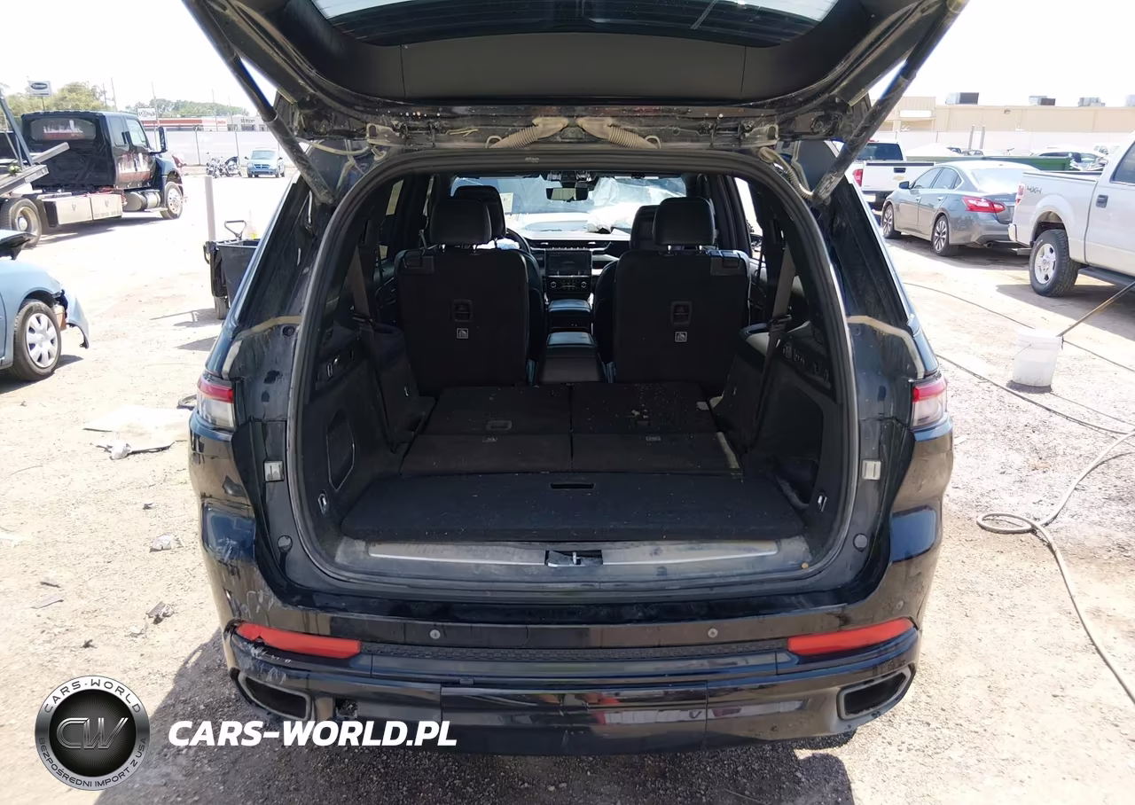 2023 Jeep Grand Cherokee L Summit 4X4 VIN:1C4RJKEG4P8855480 - 17