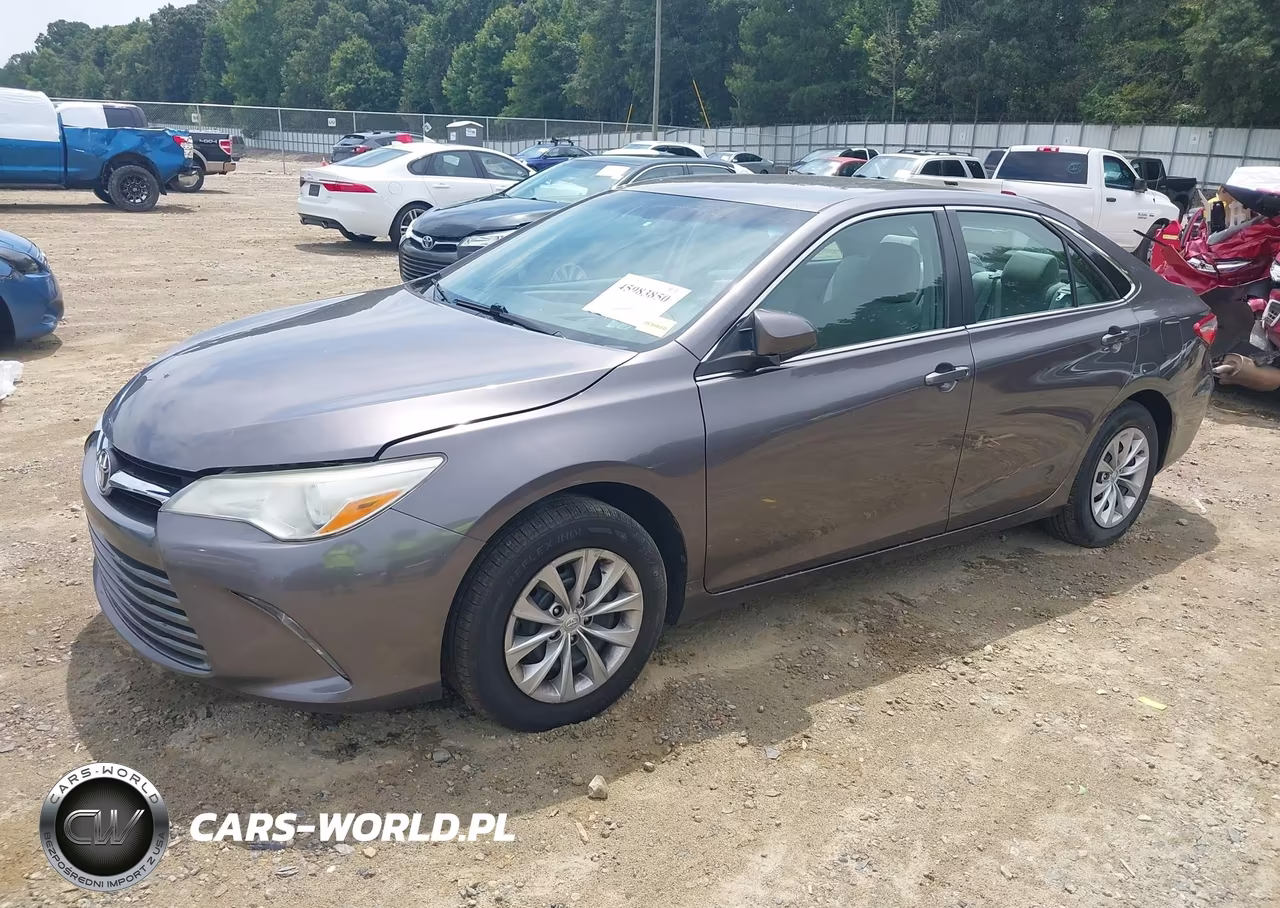 2015 Toyota Camry Le VIN:4T1BF1FK2FU482277 - 2