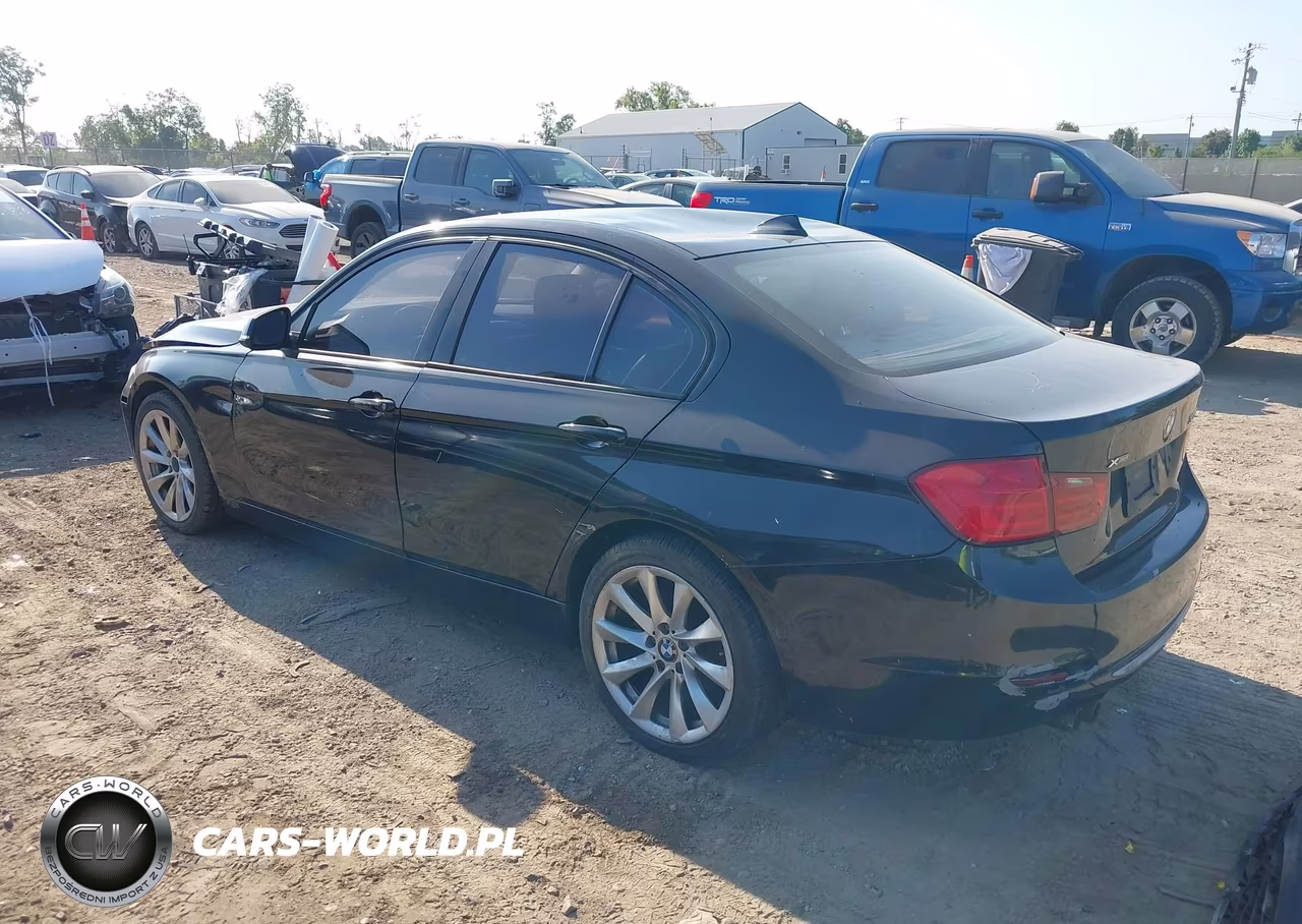 2013 BMW 328I xDrive VIN:WBA3B5C56DF592743 - 3