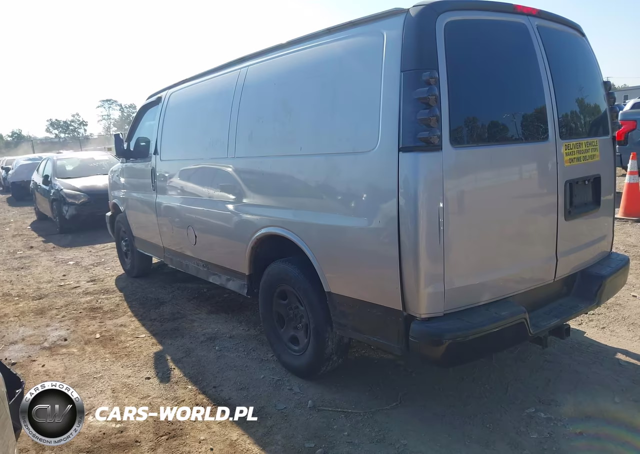 2007 Chevrolet Express Work Van VIN:1GCFG15X371139237 - 3