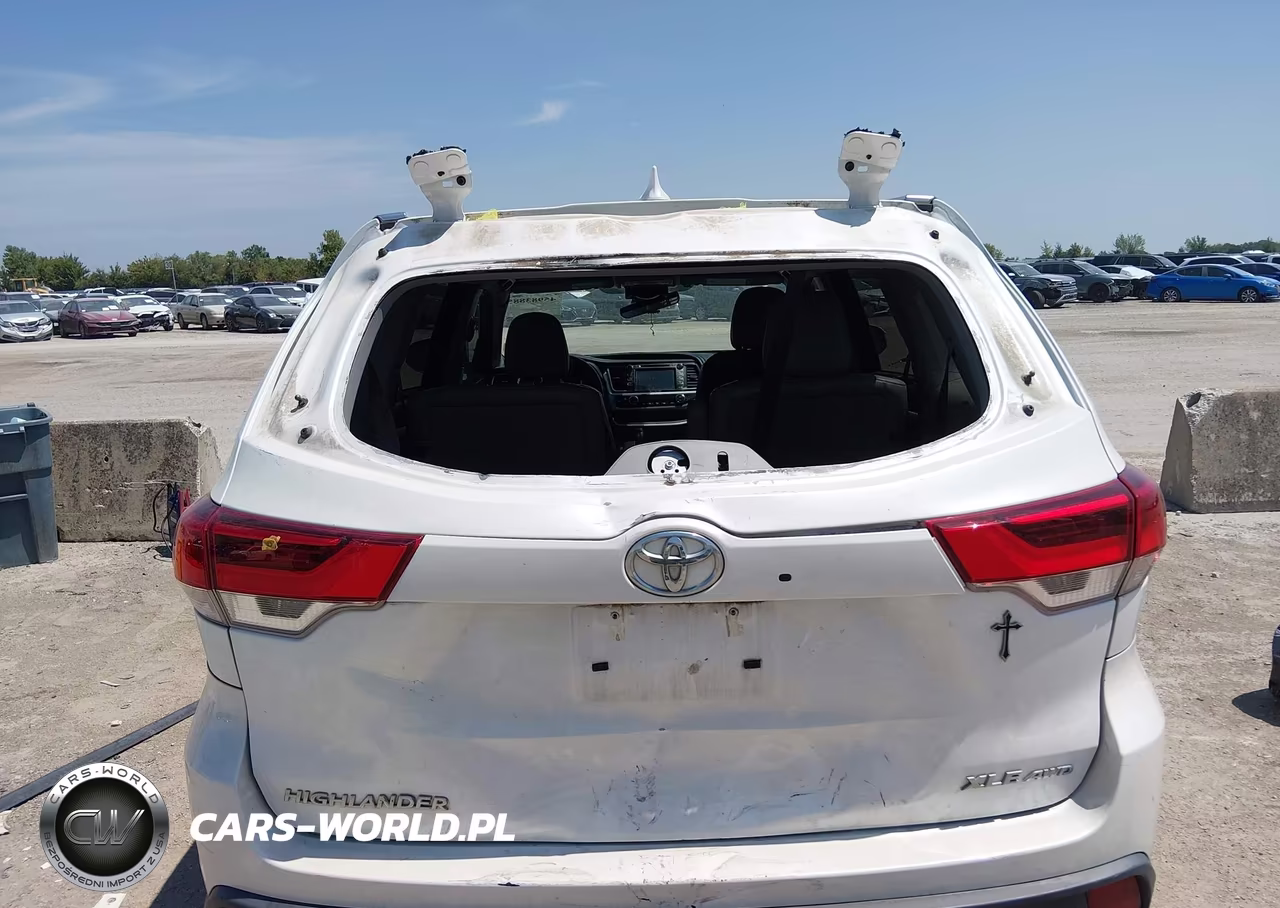 2018 Toyota Highlander Xle VIN:5TDJZRFH1JS490944 - 6