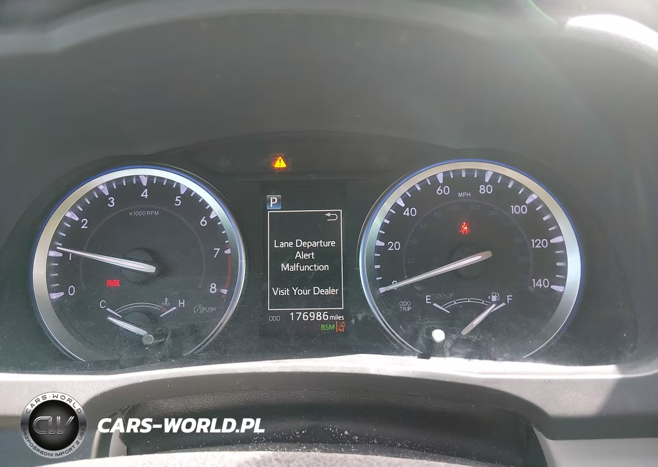 2018 Toyota Highlander Xle VIN:5TDJZRFH1JS490944 - 7