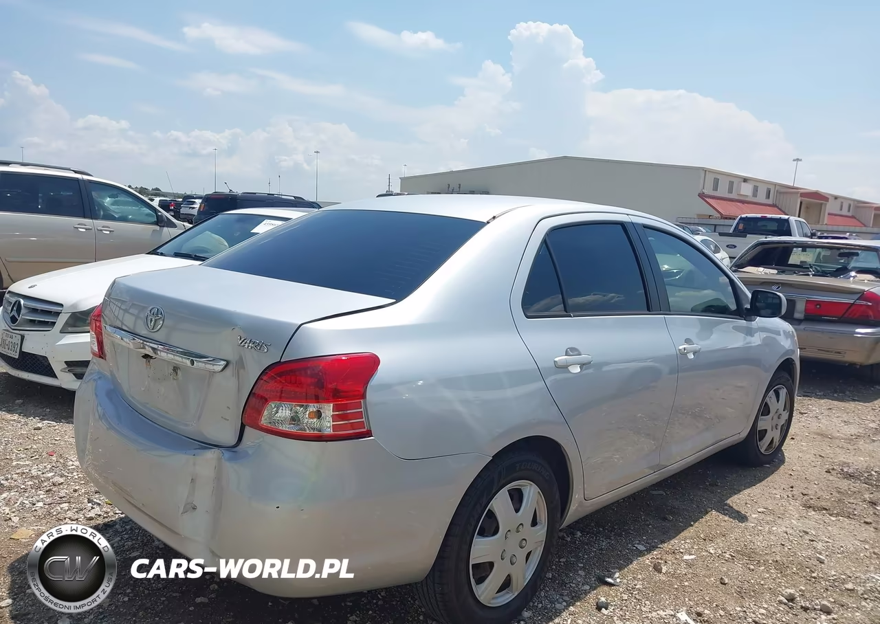 2007 Toyota Yaris VIN:JTDBT923271006978 - 4