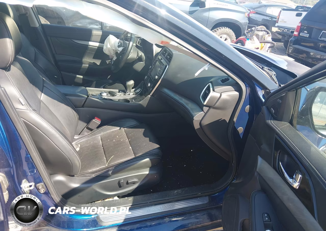 2018 Nissan Maxima 3.5S-Sv-Sl-Sr-Plat VIN:1N4AA6AP6JC388406 - 5