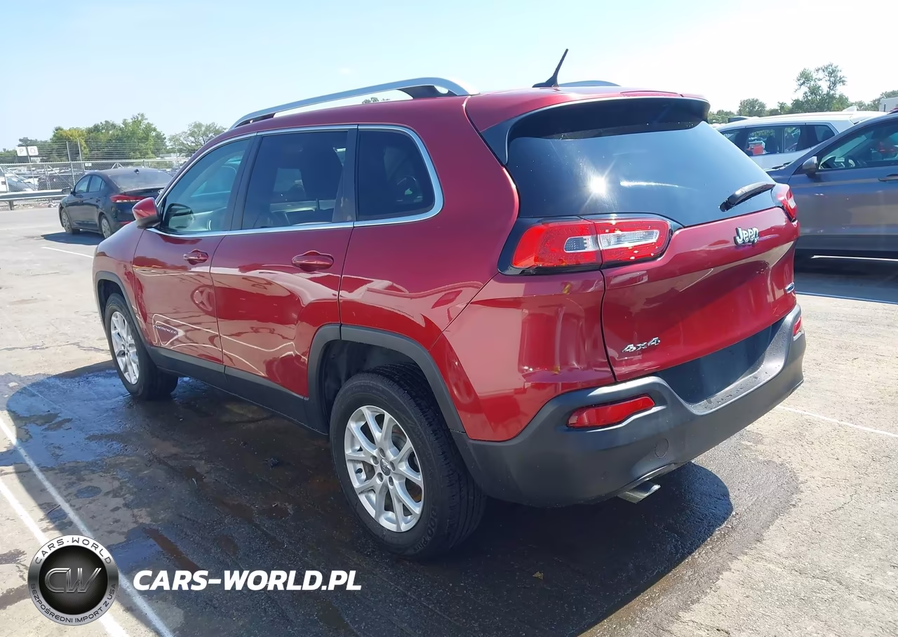 2014 Jeep Cherokee Latitude VIN:1C4PJMCB1EW203709 - 3