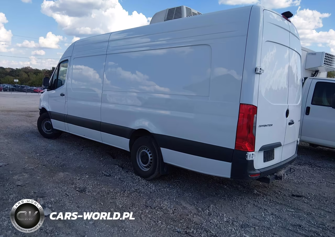 2024 Mercedes-Benz Sprinter 2500 High Roof 4-Cyl Diesel Ho VIN:W1Y4NDHY3RT180988 - 3
