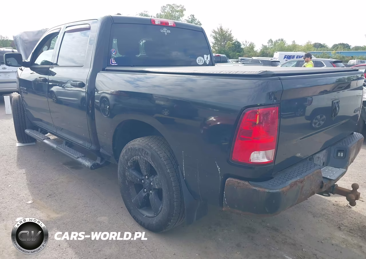 2017 Ram 1500 Express 4X4 5'7 Box VIN:1C6RR7KG2HS509143 - 3