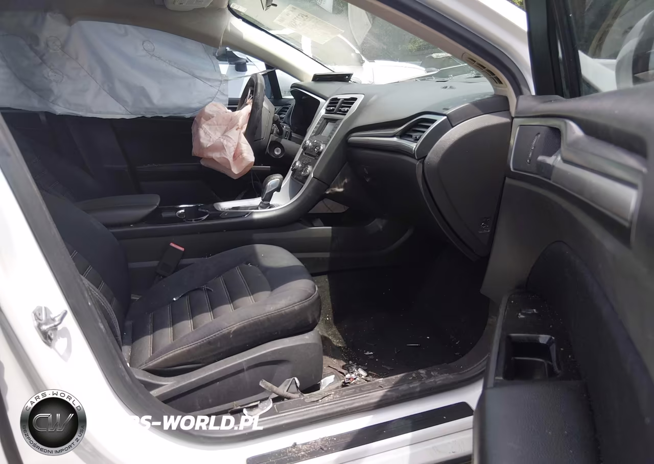 2014 Ford Fusion Se VIN:3FA6P0H79ER358203 - 5