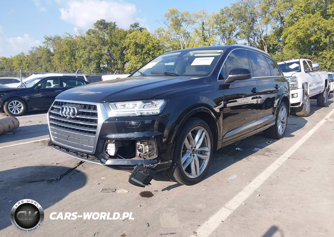 2018 Audi Q7 3.0T Premium VIN:WA1VAAF77JD042330 - 2