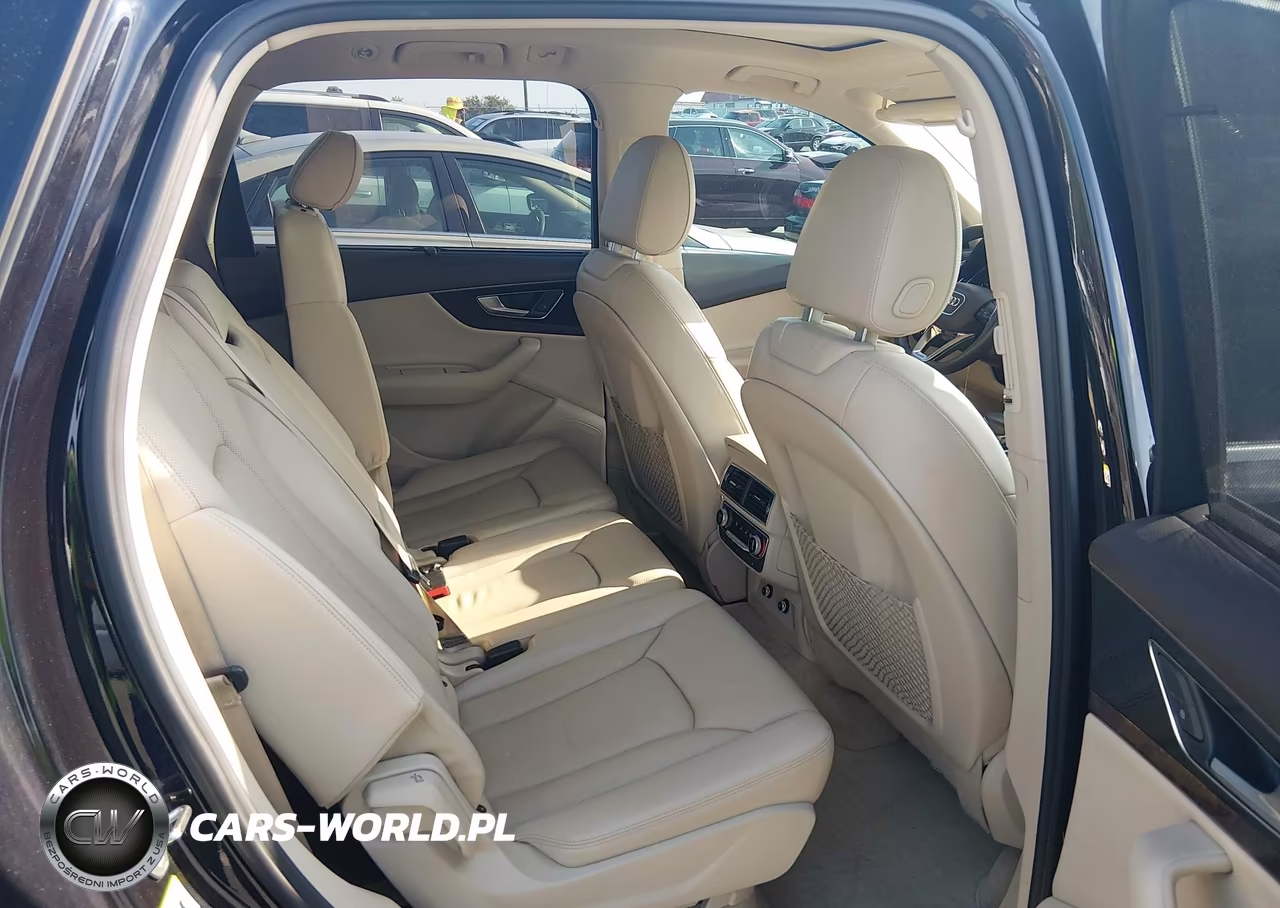 2018 Audi Q7 3.0T Premium VIN:WA1VAAF77JD042330 - 8