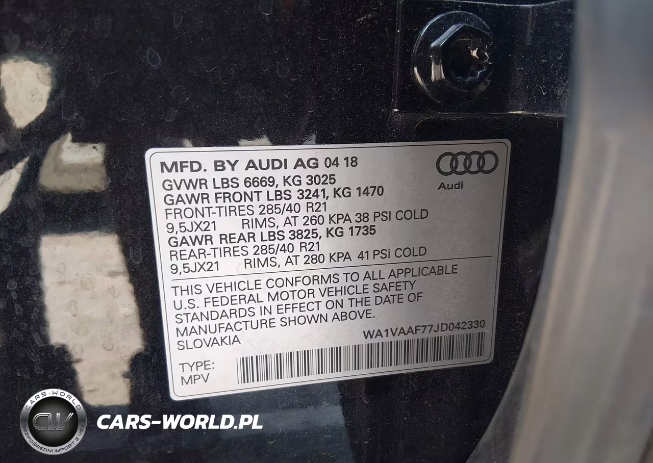 2018 Audi Q7 3.0T Premium VIN:WA1VAAF77JD042330 - 9