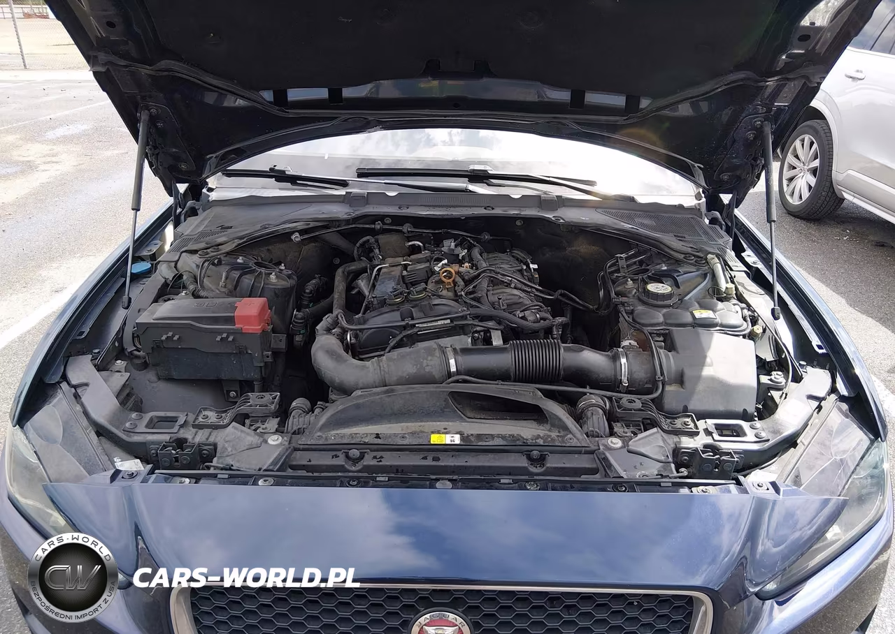 2017 Jaguar Xe 25T VIN:SAJAR4BG0HA971924 - 10