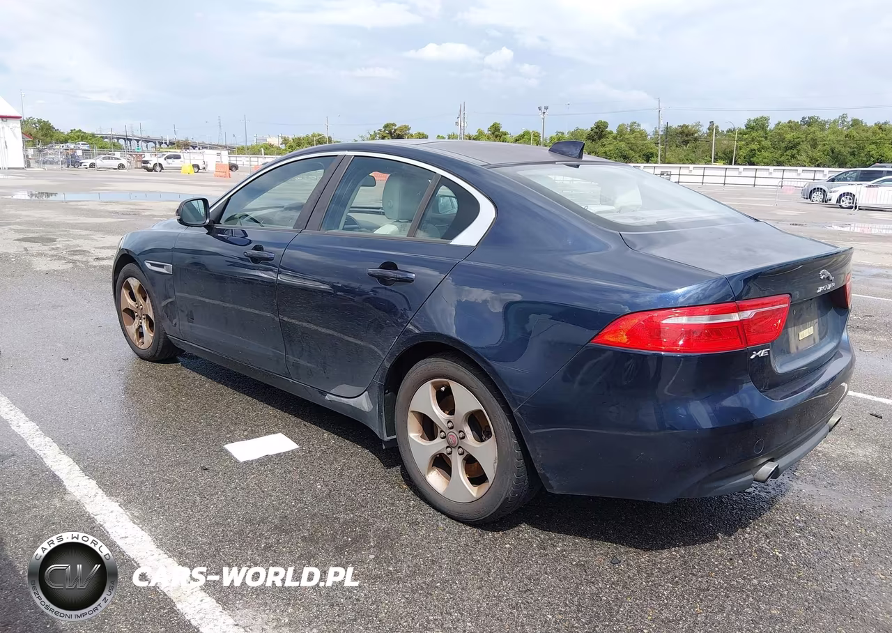 2017 Jaguar Xe 25T VIN:SAJAR4BG0HA971924 - 3
