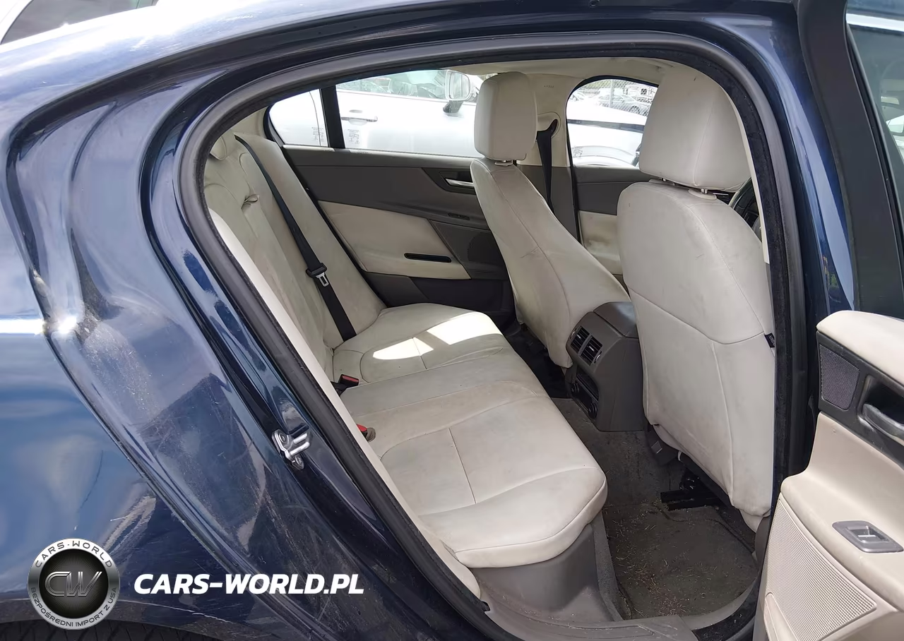 2017 Jaguar Xe 25T VIN:SAJAR4BG0HA971924 - 8
