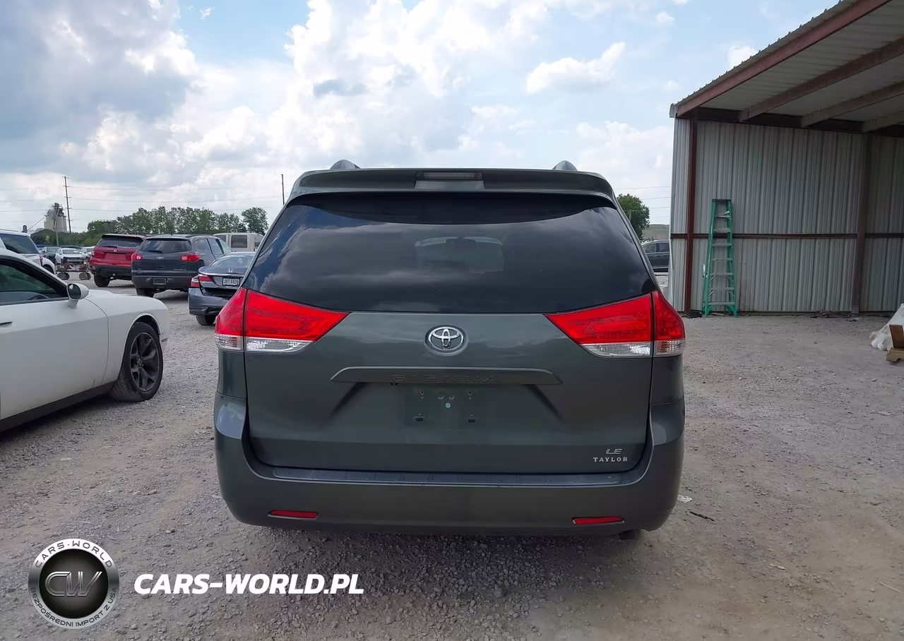 2014 Toyota Sienna Le V6 8 Passenger VIN:5TDKK3DC1ES488792 - 16