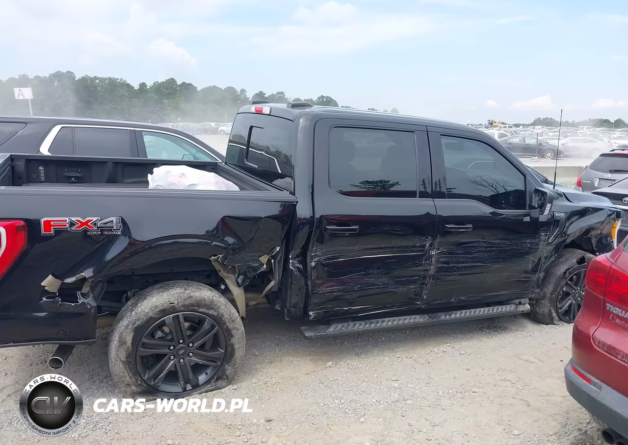 2022 Ford F-150 Xlt VIN:1FTFW1E58NFB73367 - 13