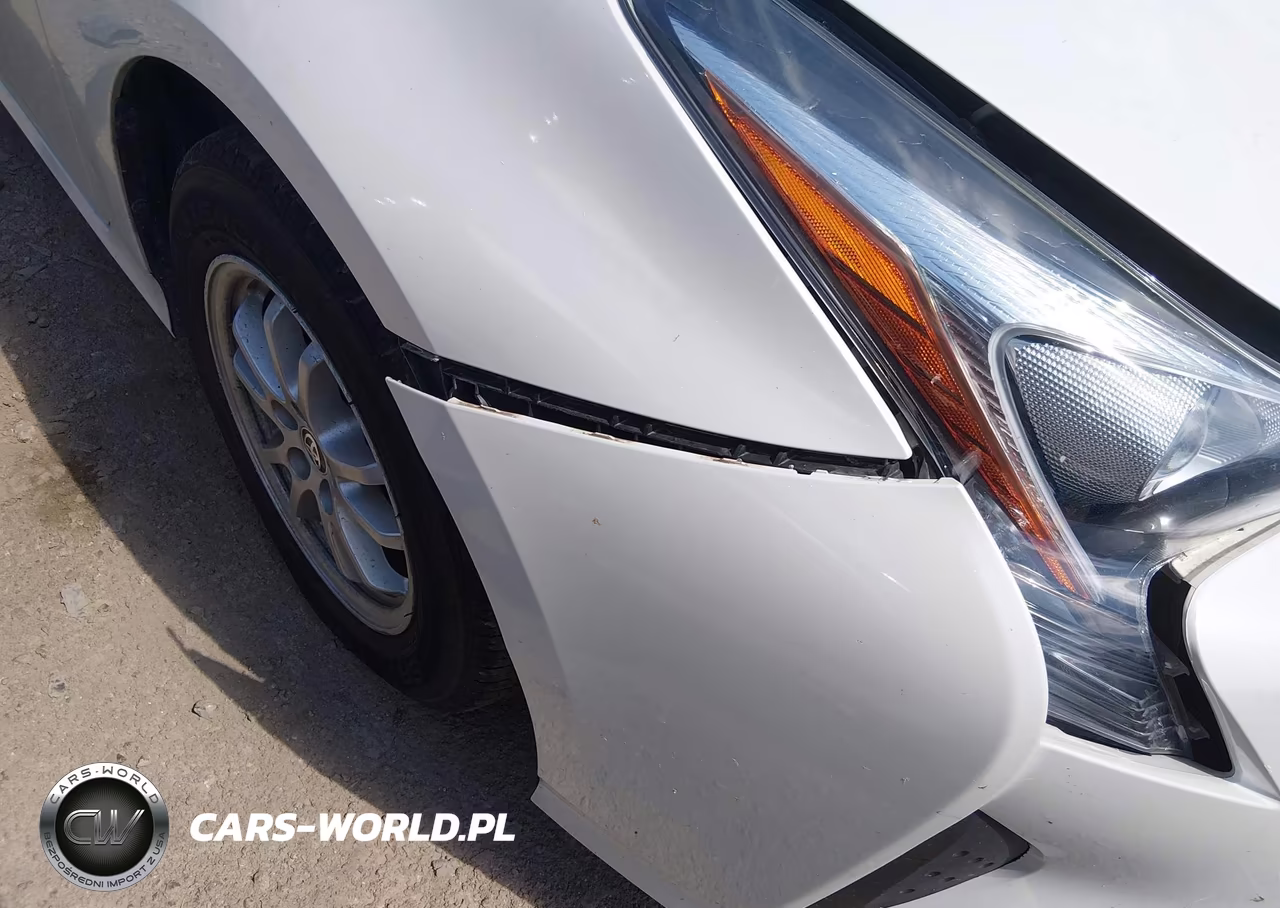 2016 Toyota Prius Two VIN:JTDKBRFU0G3509886 - 6
