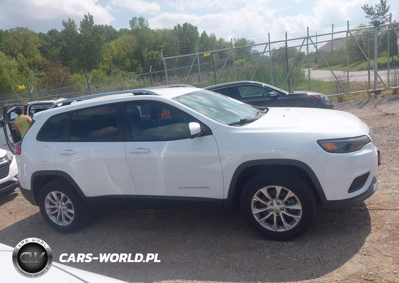 2020 Jeep Cherokee Latitude 4X4 VIN:1C4PJMCB8LD578778 - 13