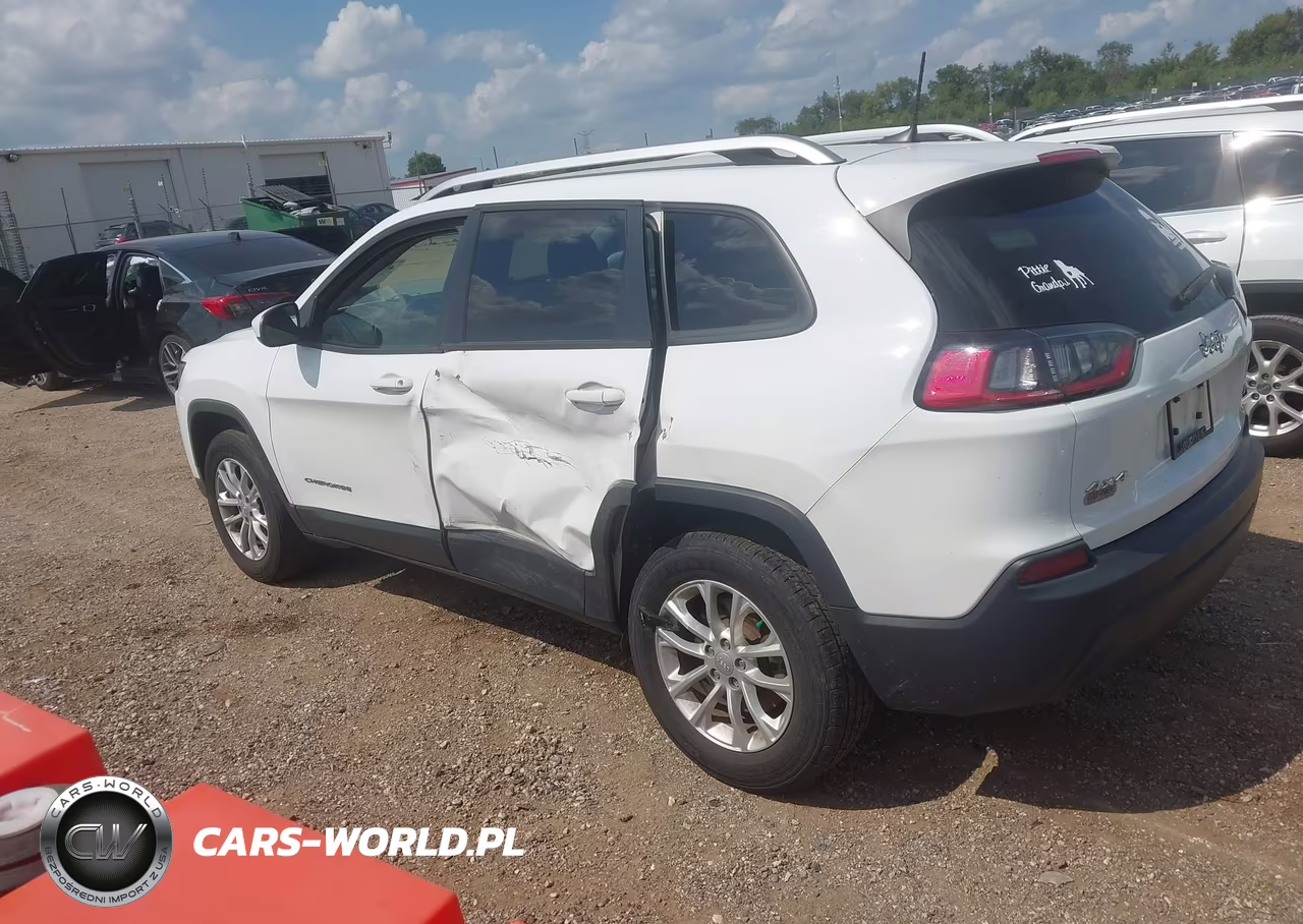 2020 Jeep Cherokee Latitude 4X4 VIN:1C4PJMCB8LD578778 - 3