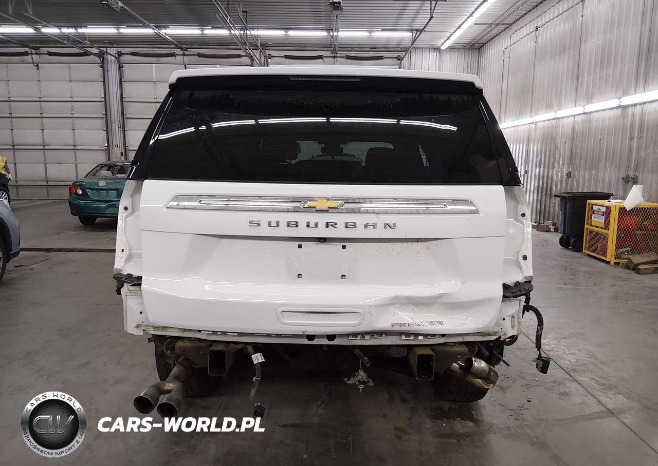 2023 Chevrolet Suburban 4Wd Premier VIN:1GNSKFKD0PR137376 - 17
