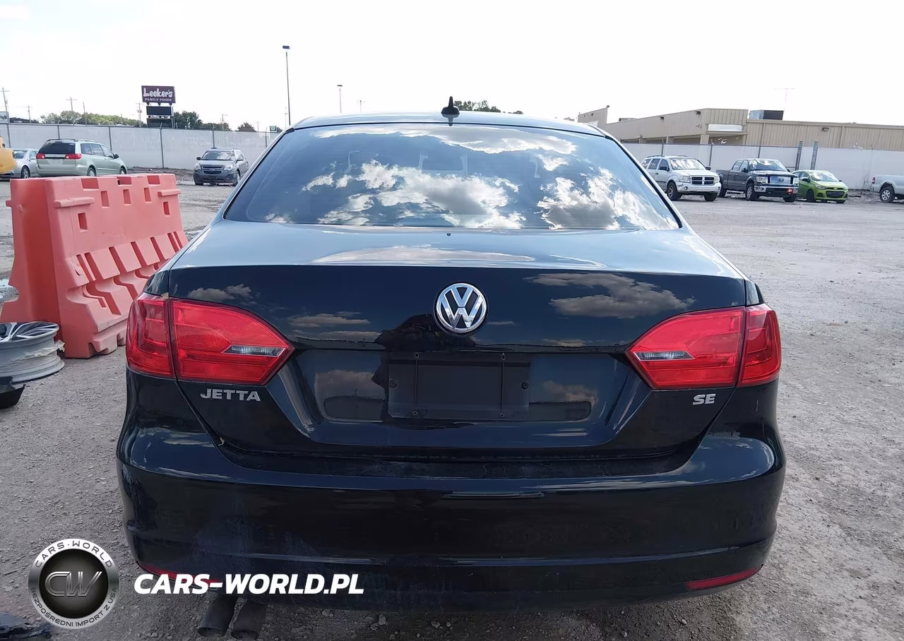2014 Volkswagen Jetta 1.8T Se VIN:3VWB17AJ2EM375847 - 17
