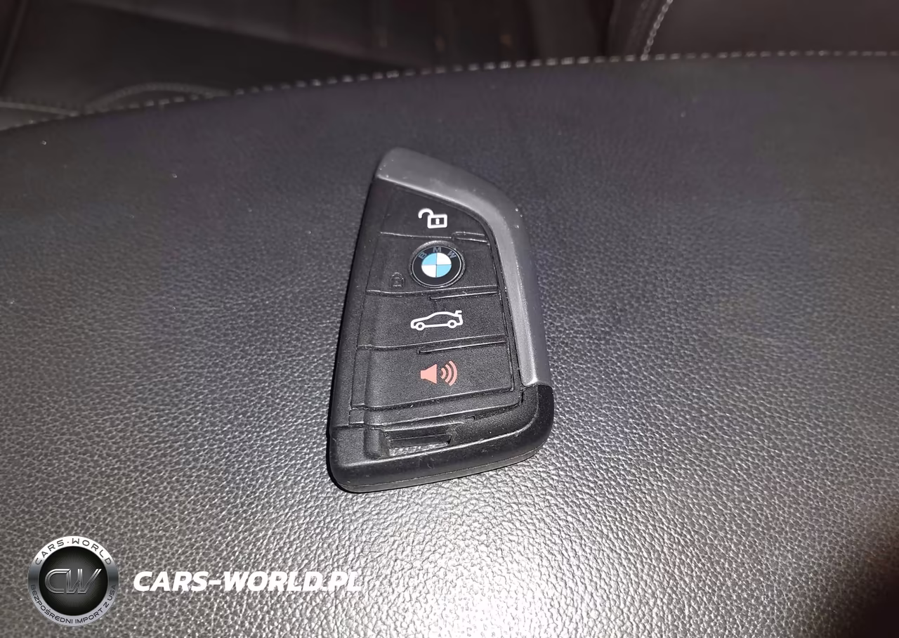 2019 BMW X3 xDrive30I VIN:5UXTR9C52KLP82543 - 11