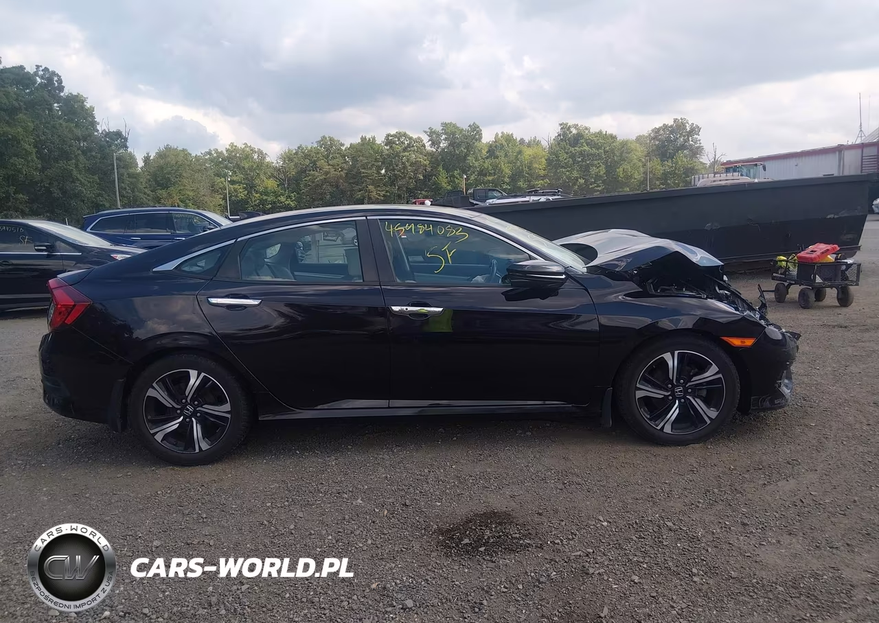 2016 Honda Civic Touring VIN:2HGFC1F99GH635240 - 13