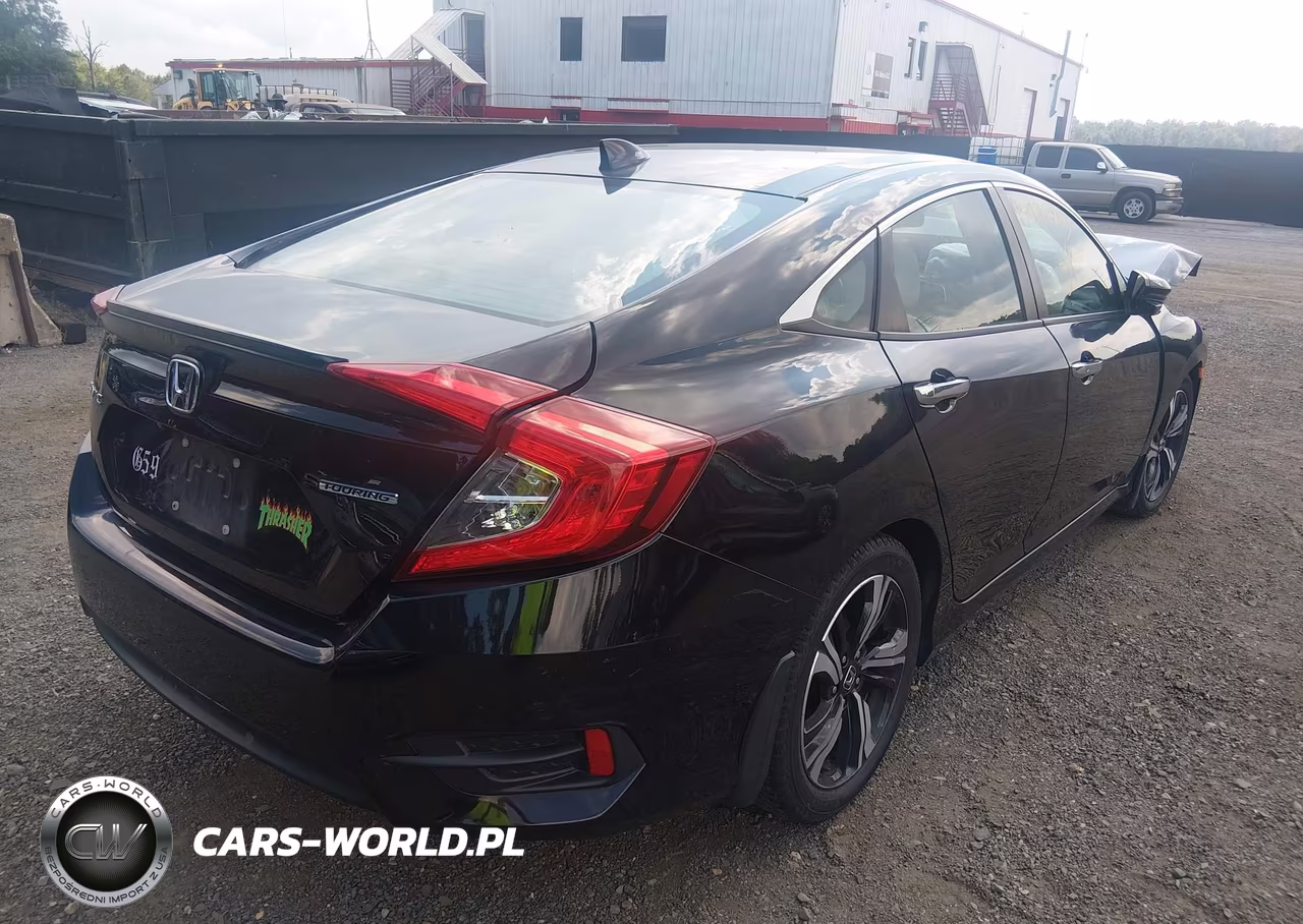 2016 Honda Civic Touring VIN:2HGFC1F99GH635240 - 4