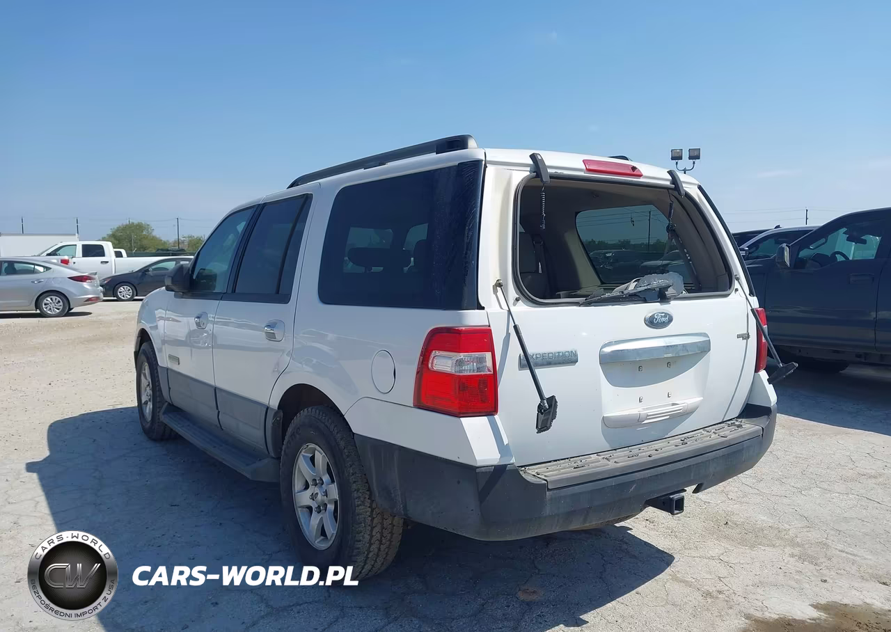 2007 Ford Expedition Xlt VIN:1FMFU15567LA75637 - 3
