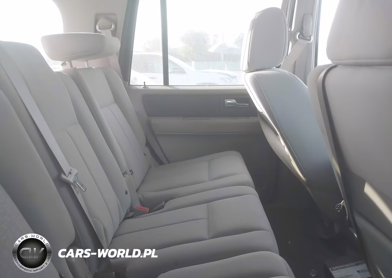 2007 Ford Expedition Xlt VIN:1FMFU15567LA75637 - 8