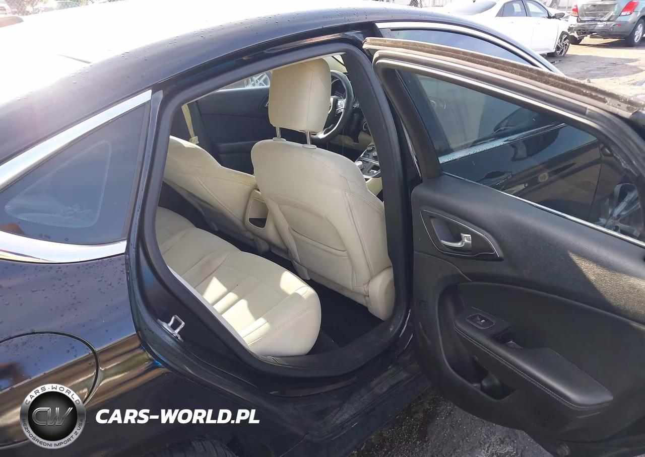 2015 Chrysler 200 Limited VIN:1C3CCCAB1FN598802 - 8