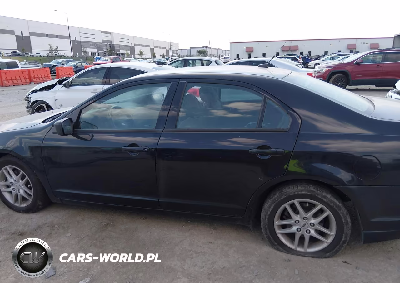2011 Ford Fusion S VIN:3FAHP0GA7BR220628 - 14