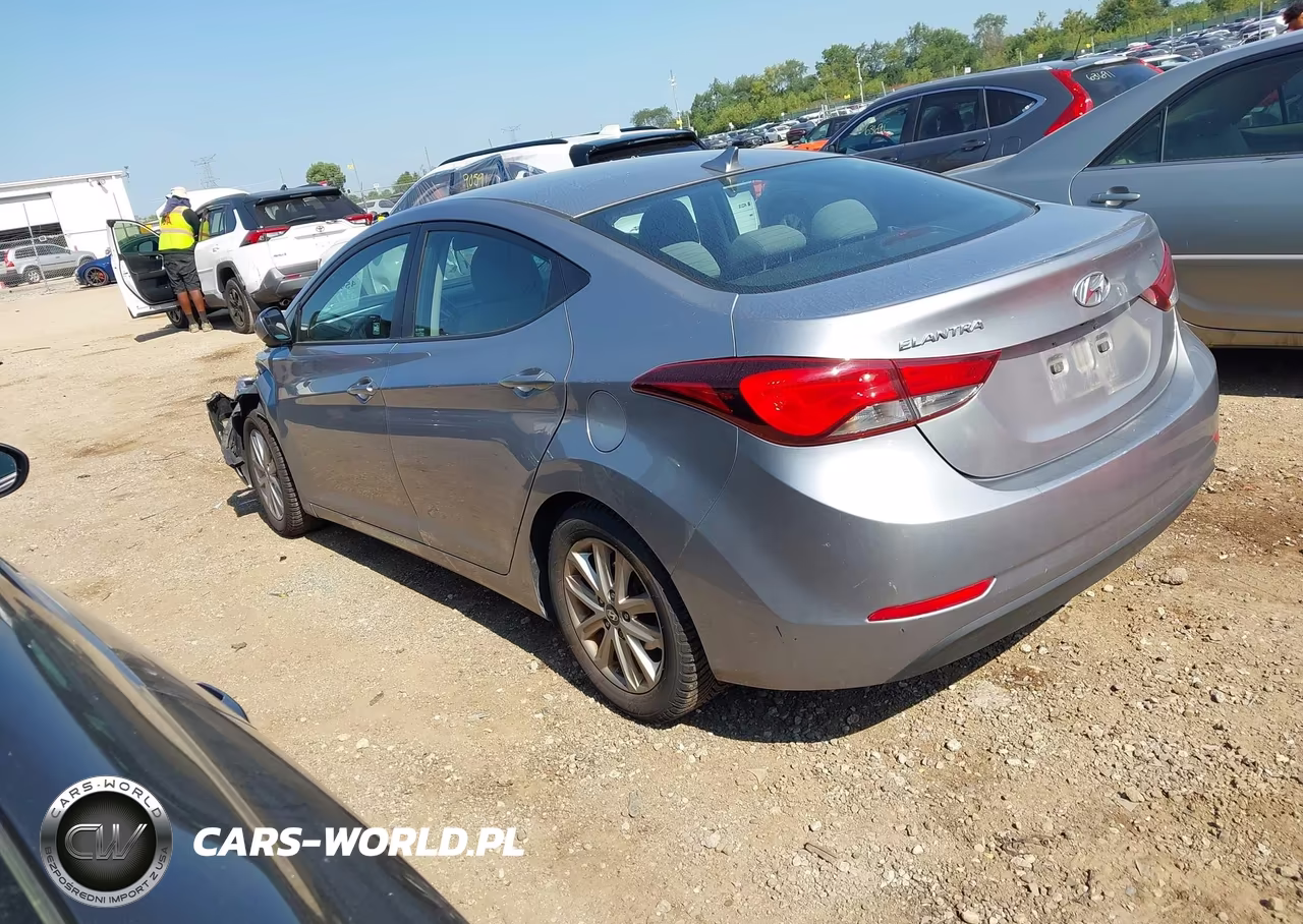 2015 Hyundai Elantra Se VIN:5NPDH4AEXFH601844 - 3